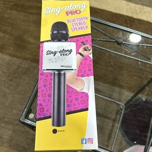 Sing-along PRO Bluetooth Microphone NEW